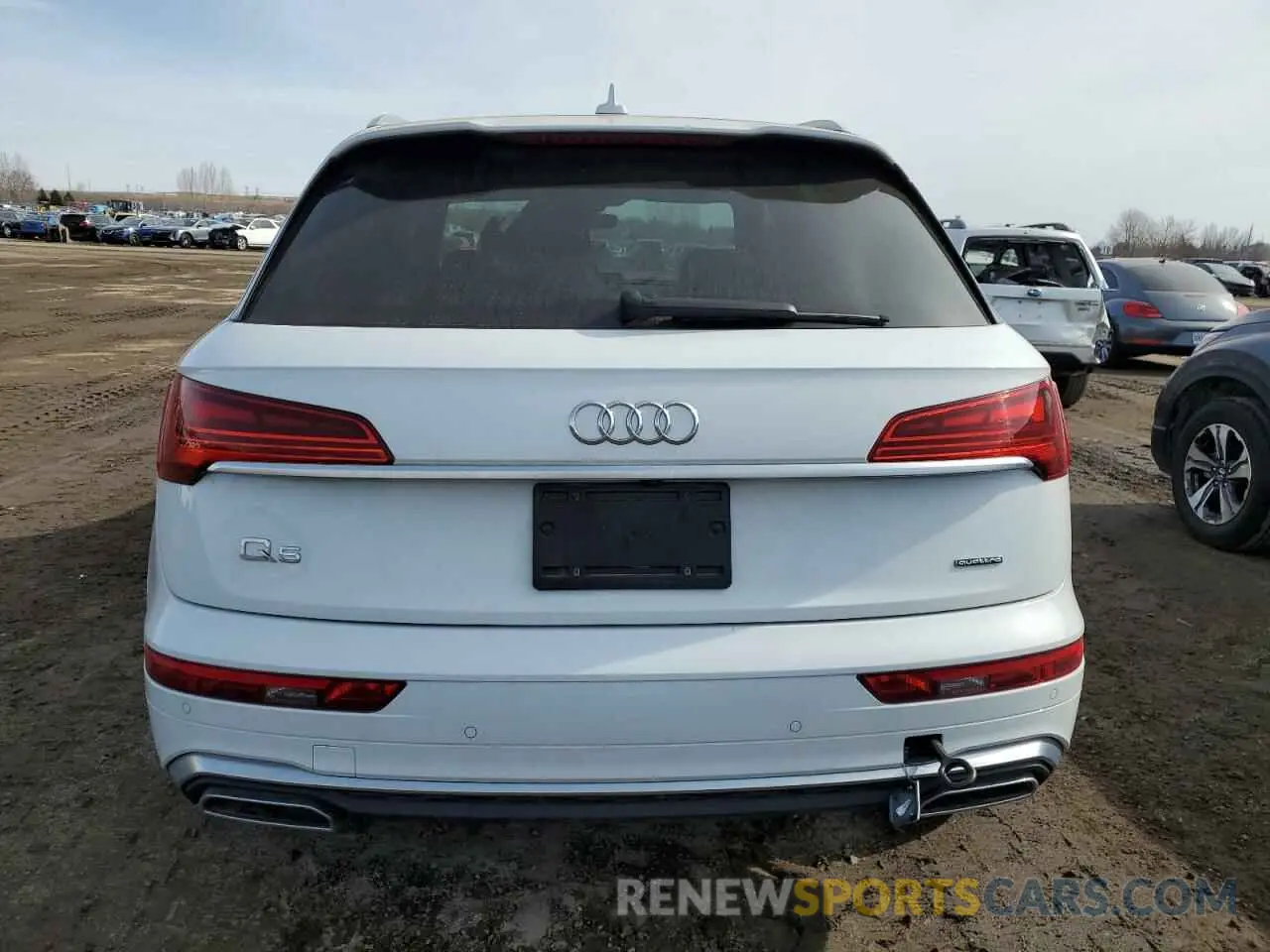 6 Photograph of a damaged car WA1FAAFY7M2047170 AUDI Q5 2021