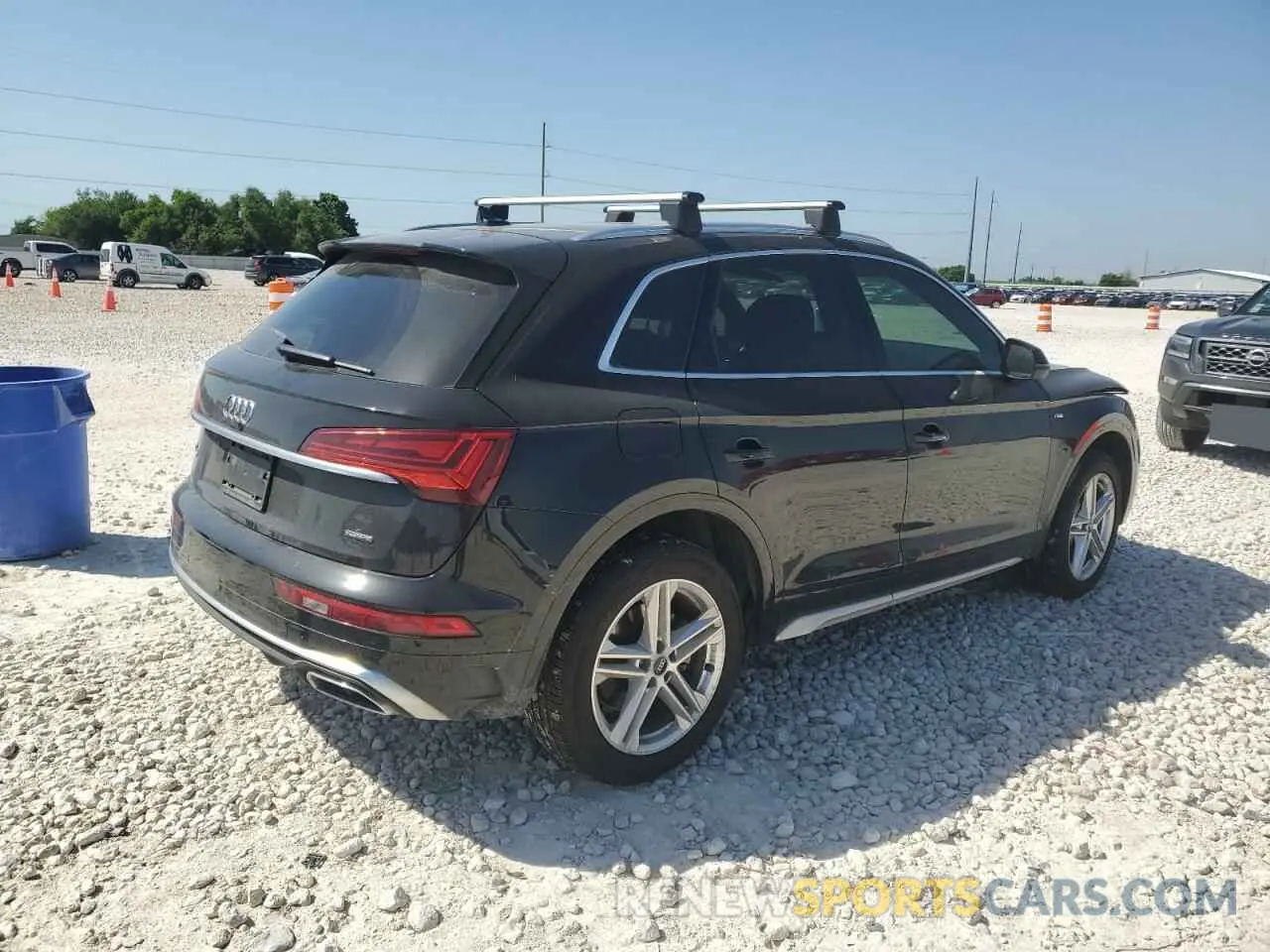3 Photograph of a damaged car WA1G2AFY1M2042029 AUDI Q5 2021