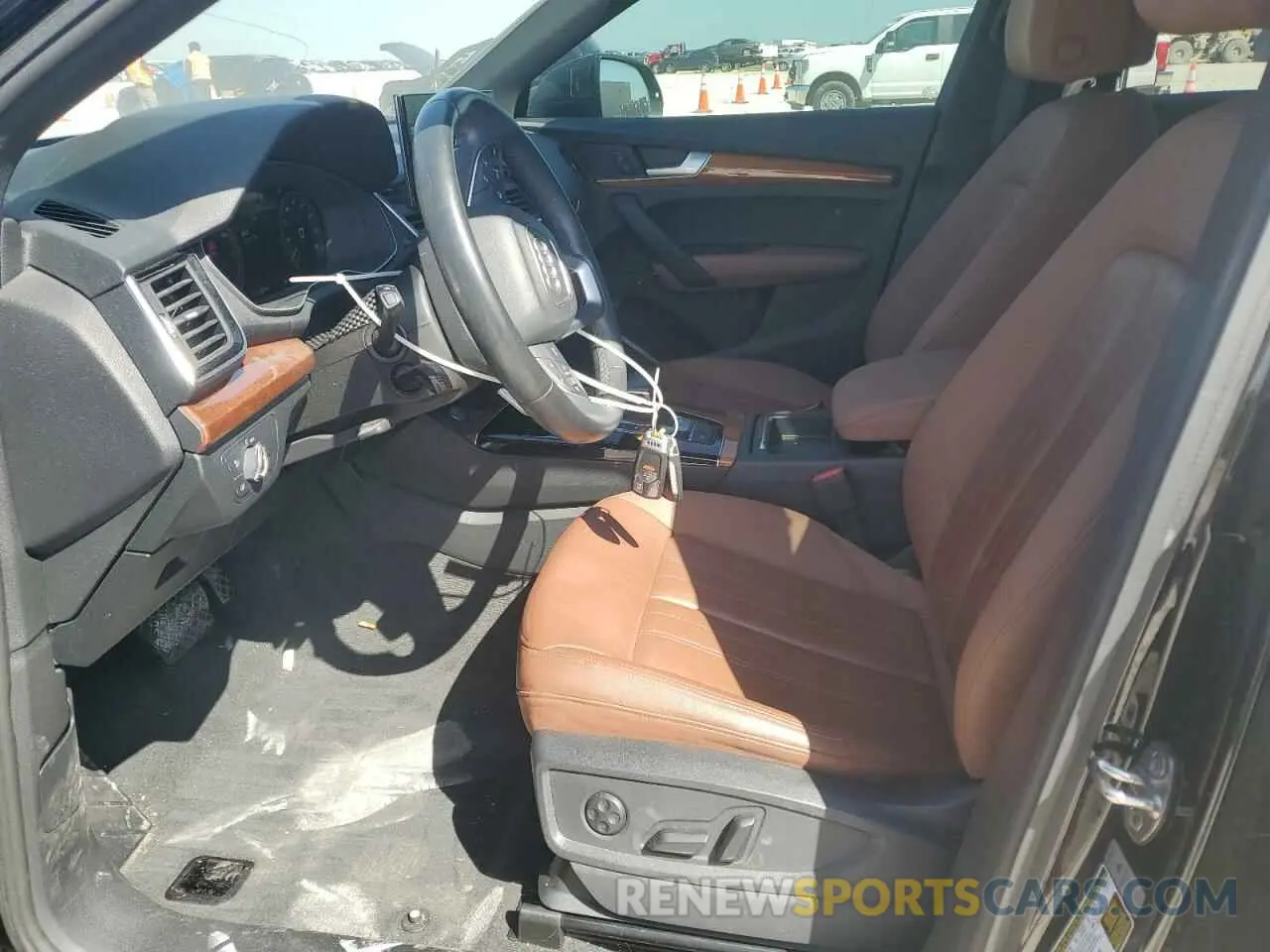 7 Photograph of a damaged car WA1G2AFY1M2042029 AUDI Q5 2021