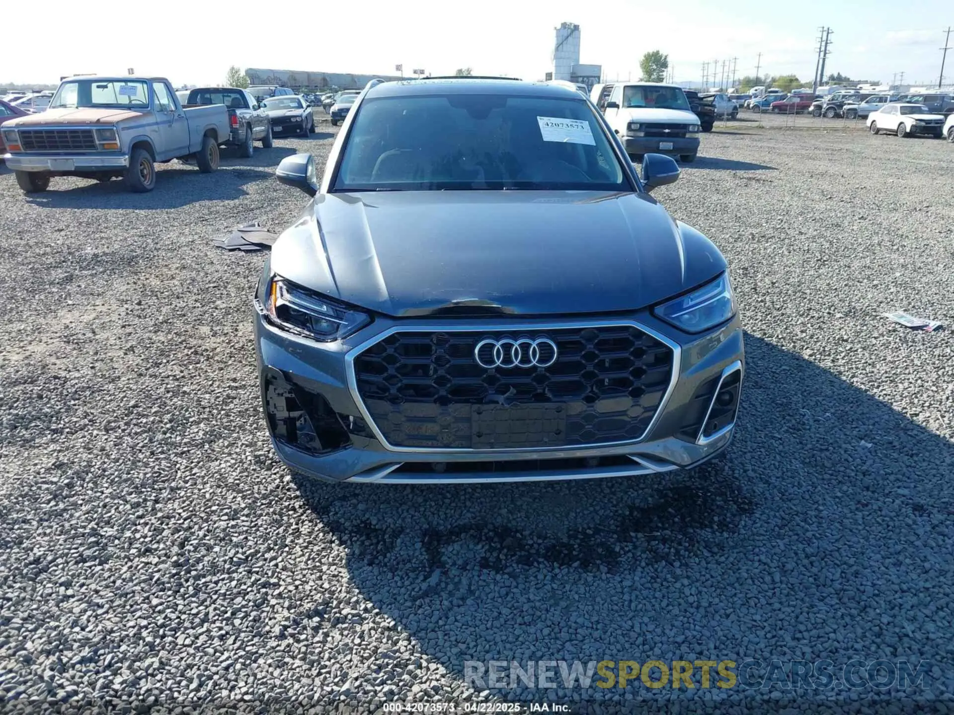 12 Photograph of a damaged car WA1G2AFY4M2044986 AUDI Q5 2021