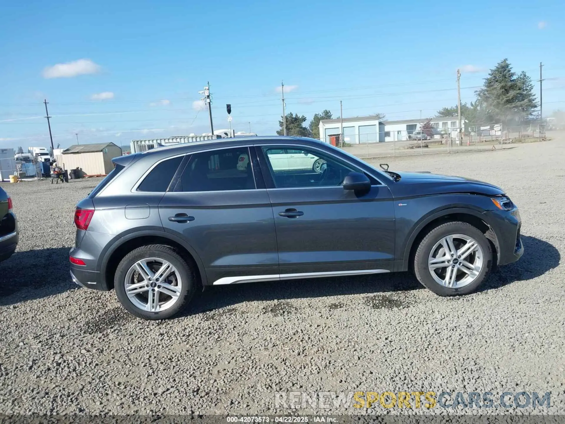 13 Photograph of a damaged car WA1G2AFY4M2044986 AUDI Q5 2021