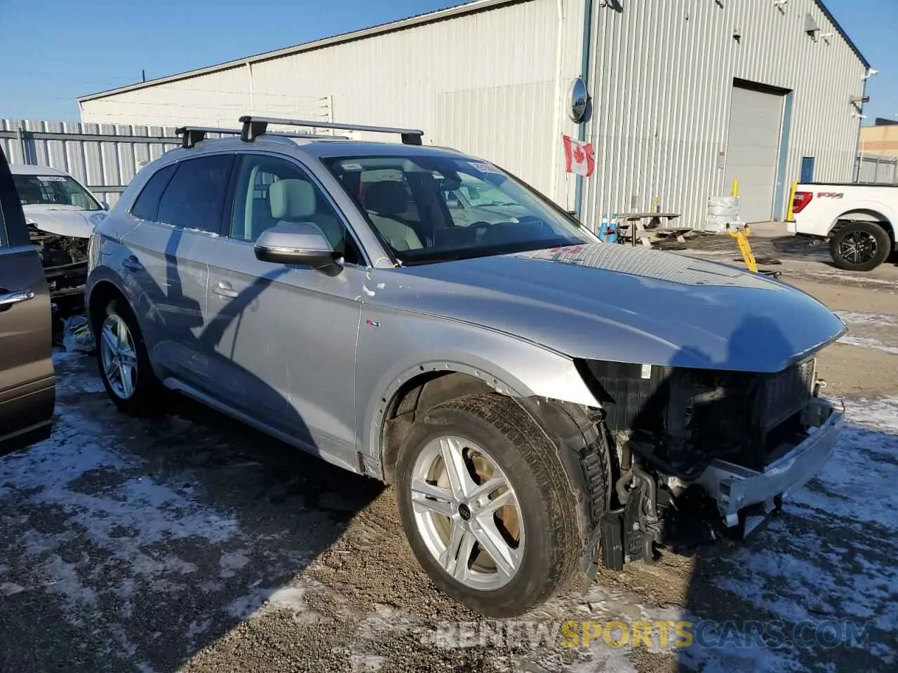 4 Photograph of a damaged car WA1G2AFY9M2048564 AUDI Q5 2021