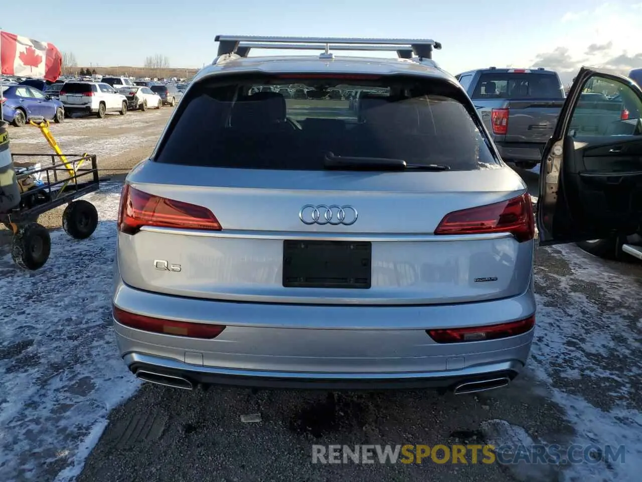 6 Photograph of a damaged car WA1G2AFY9M2048564 AUDI Q5 2021