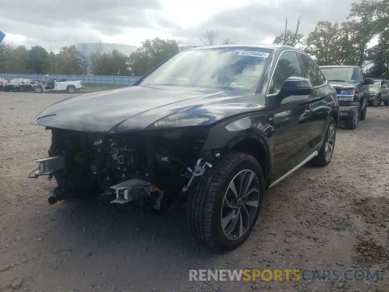 2 Photograph of a damaged car WA14AAFY5N2059052 AUDI Q5 2022