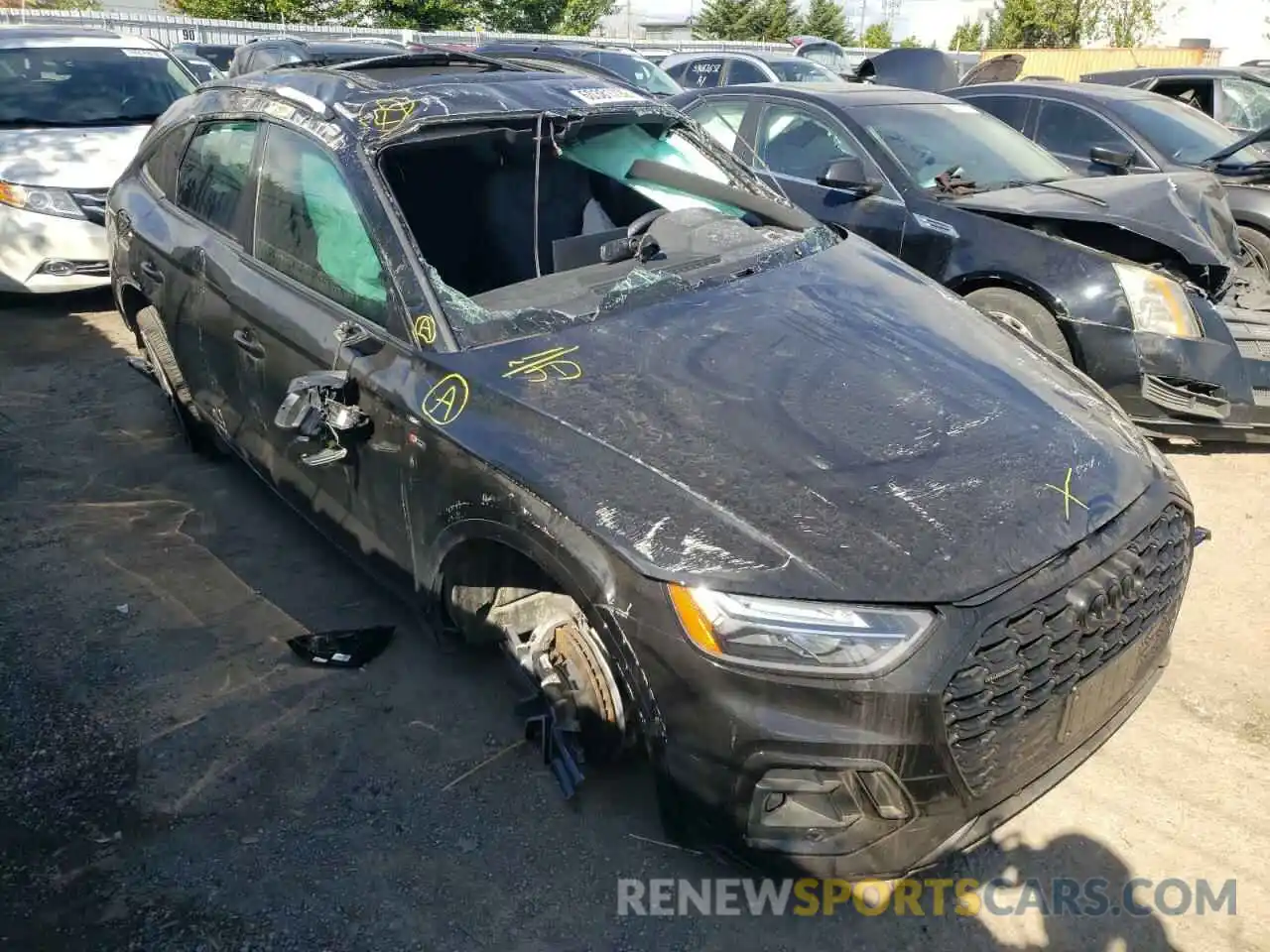 1 Photograph of a damaged car WA14AAFY5N2102756 AUDI Q5 2022