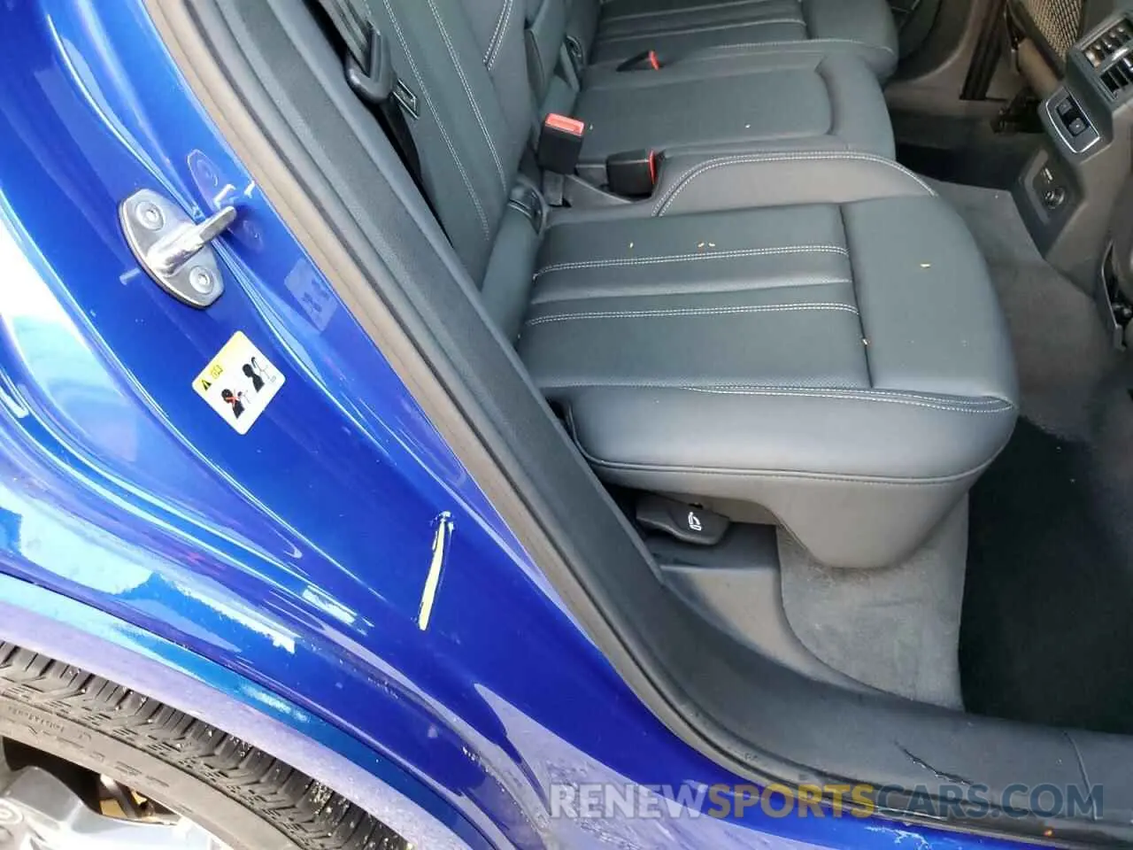 13 Photograph of a damaged car WA15AAFY0N2062588 AUDI Q5 2022