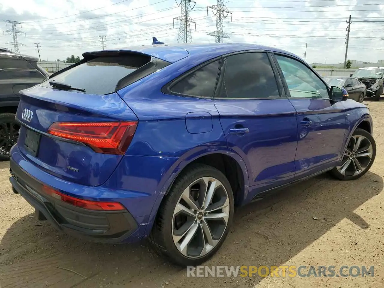 3 Photograph of a damaged car WA15AAFY2N2015563 AUDI Q5 2022