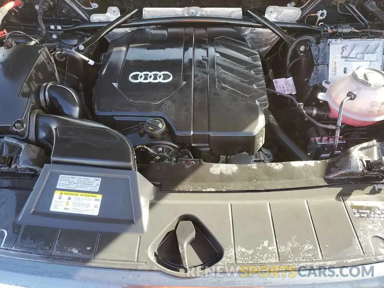 12 Photograph of a damaged car WA15AAFY4N2115034 AUDI Q5 2022