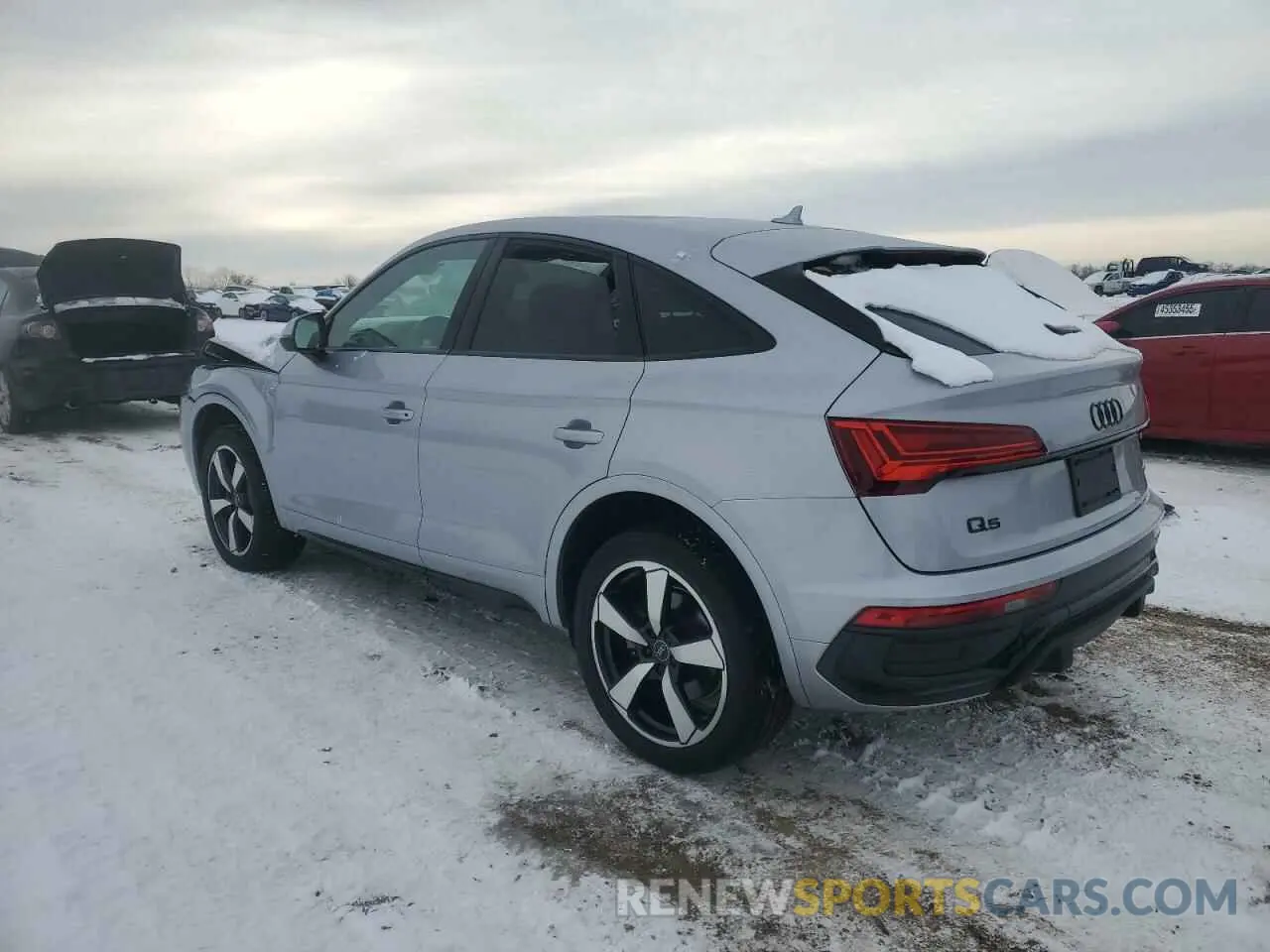 2 Photograph of a damaged car WA15AAFY8N2029175 AUDI Q5 2022