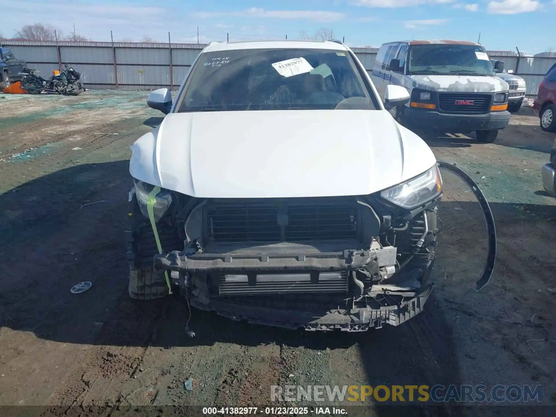 13 Photograph of a damaged car WA1ABAFY3N2073239 AUDI Q5 2022