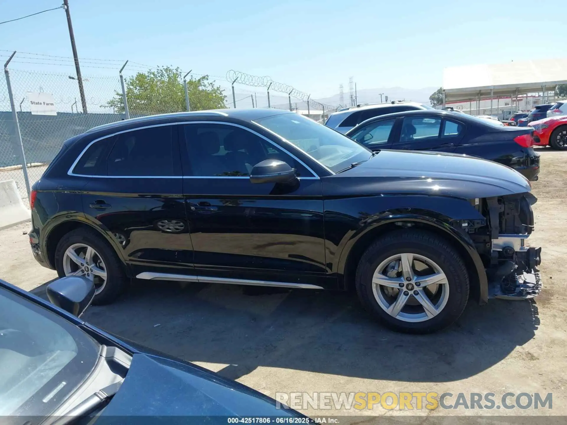 14 Photograph of a damaged car WA1ABAFY7N2112849 AUDI Q5 2022