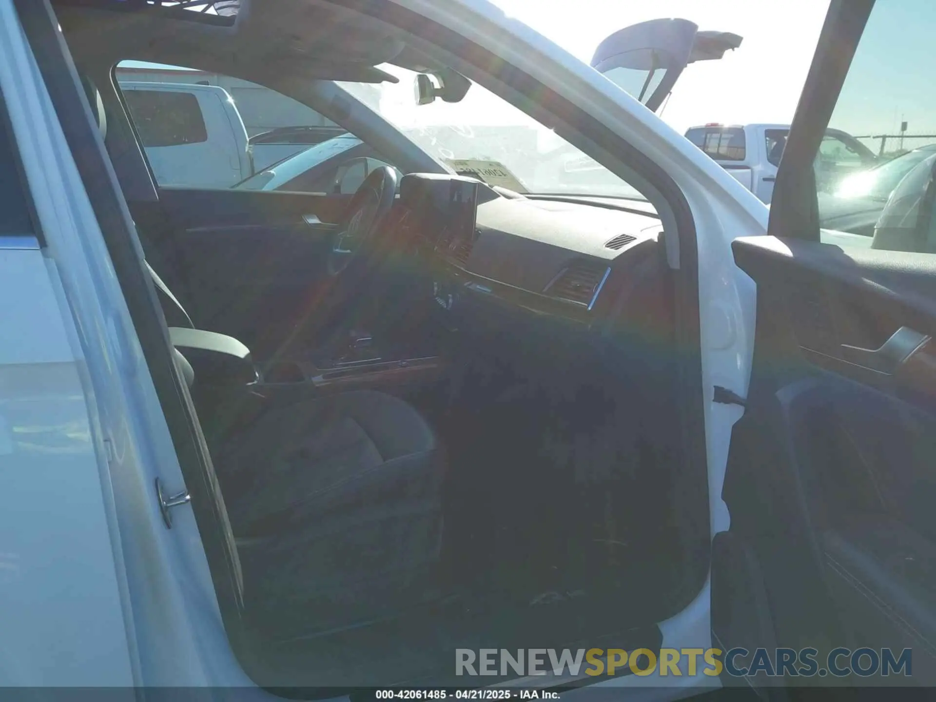 5 Photograph of a damaged car WA1BBAFY0N2078094 AUDI Q5 2022