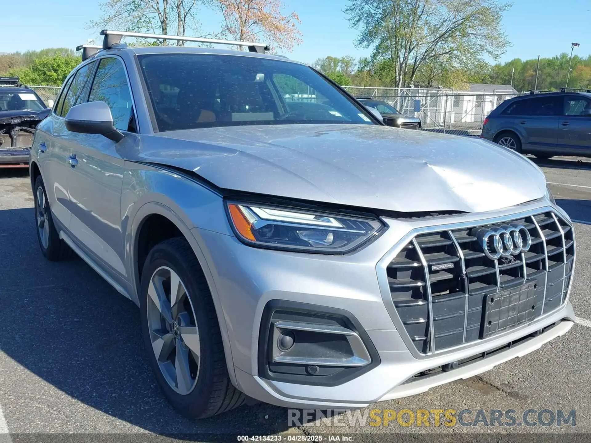 1 Photograph of a damaged car WA1BBAFY4N2133064 AUDI Q5 2022