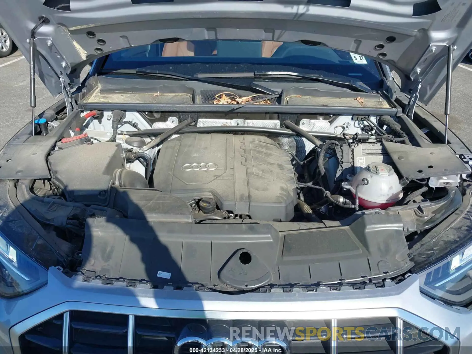 10 Photograph of a damaged car WA1BBAFY4N2133064 AUDI Q5 2022