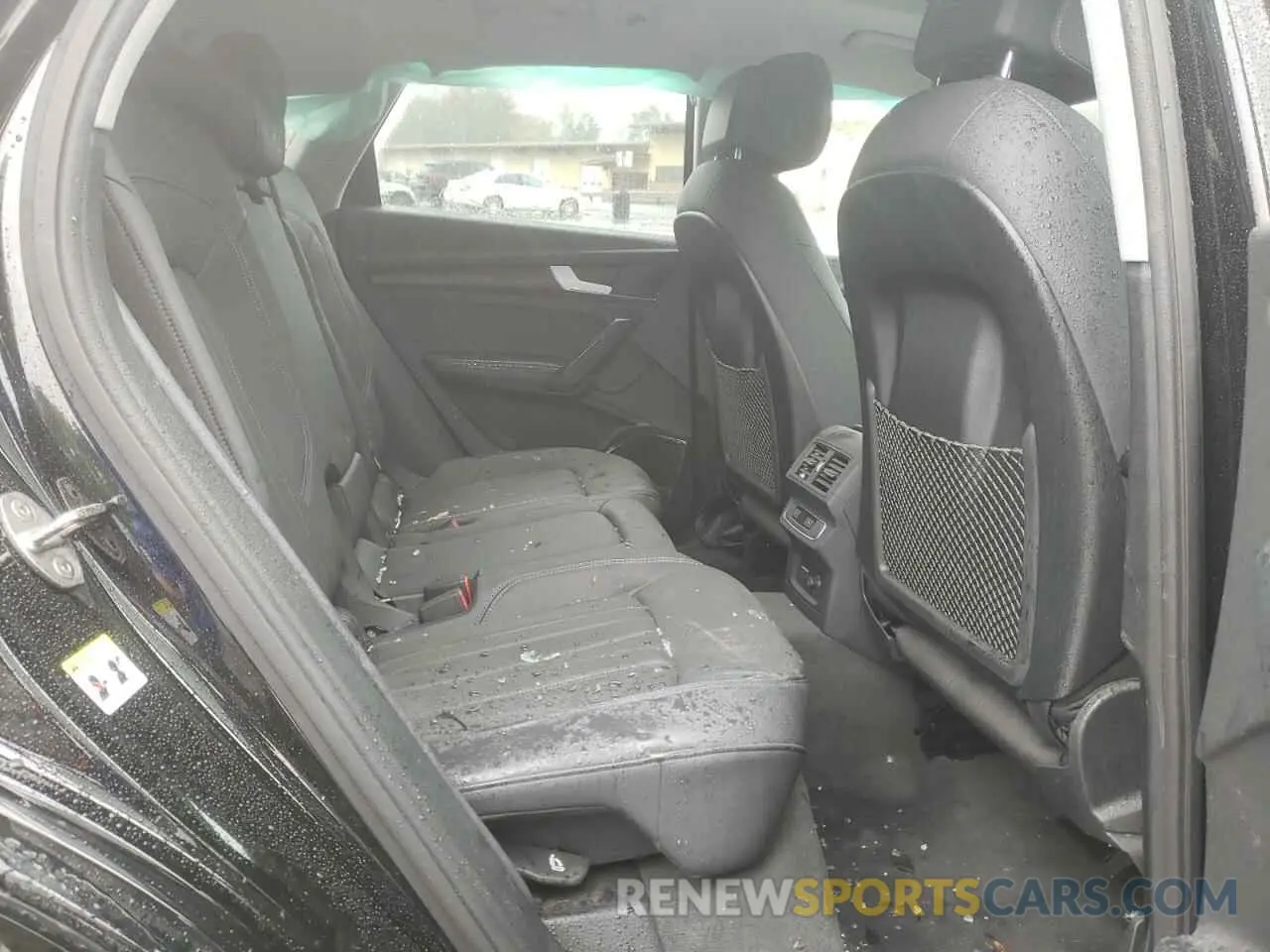 10 Photograph of a damaged car WA1BBAFY5N2131081 AUDI Q5 2022