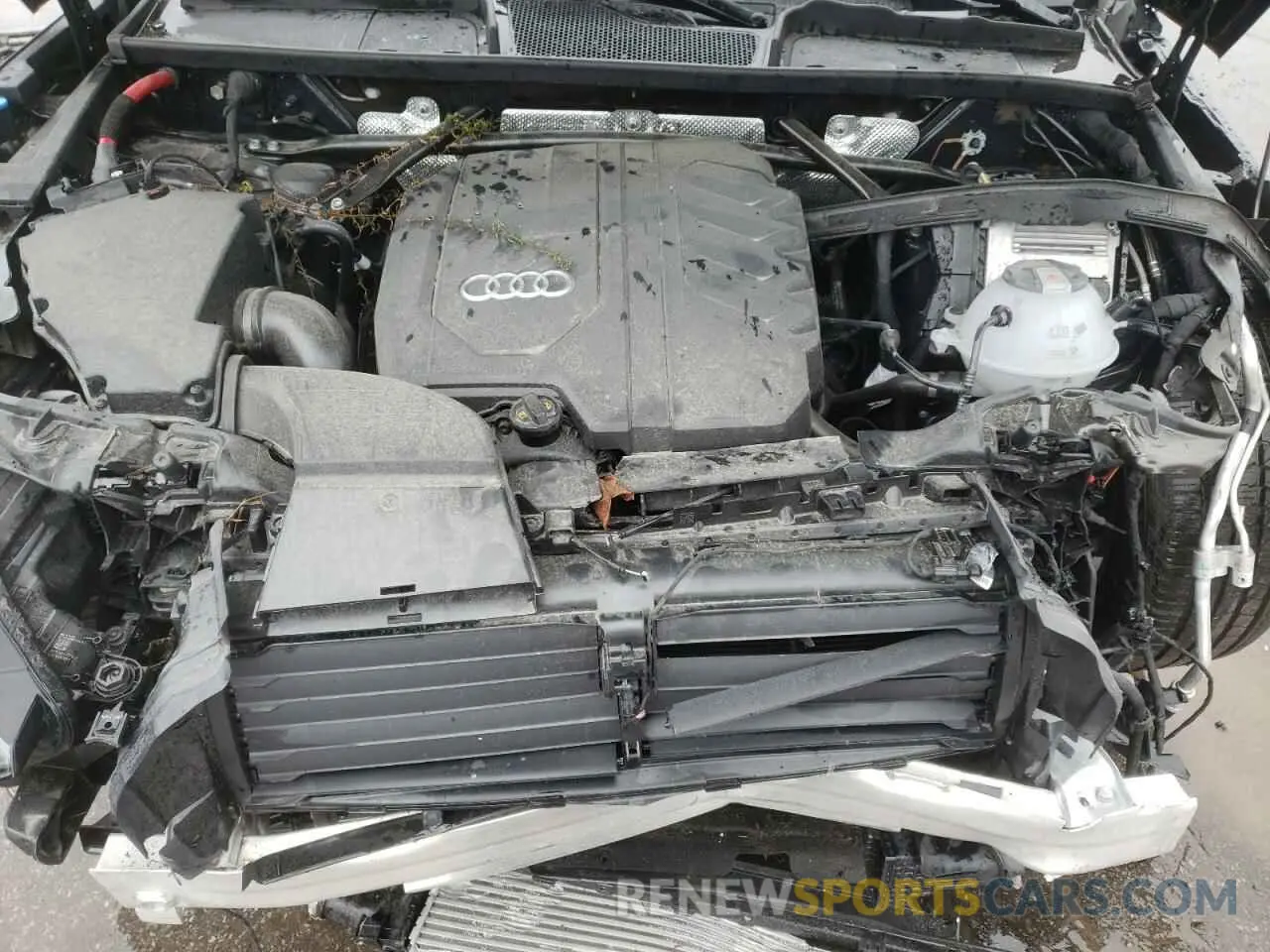 11 Photograph of a damaged car WA1BBAFY5N2131081 AUDI Q5 2022