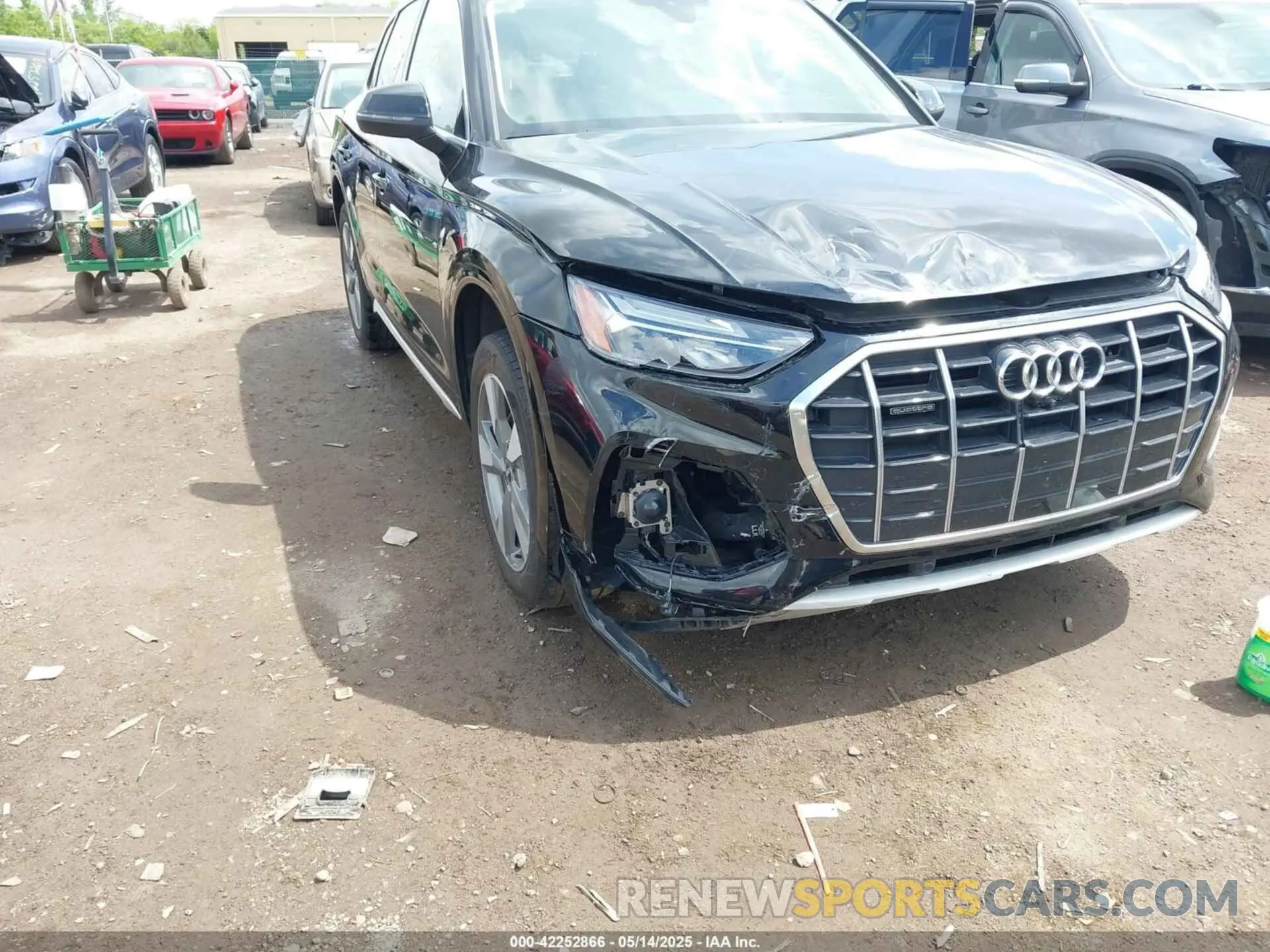 6 Photograph of a damaged car WA1BBAFY5N2135244 AUDI Q5 2022