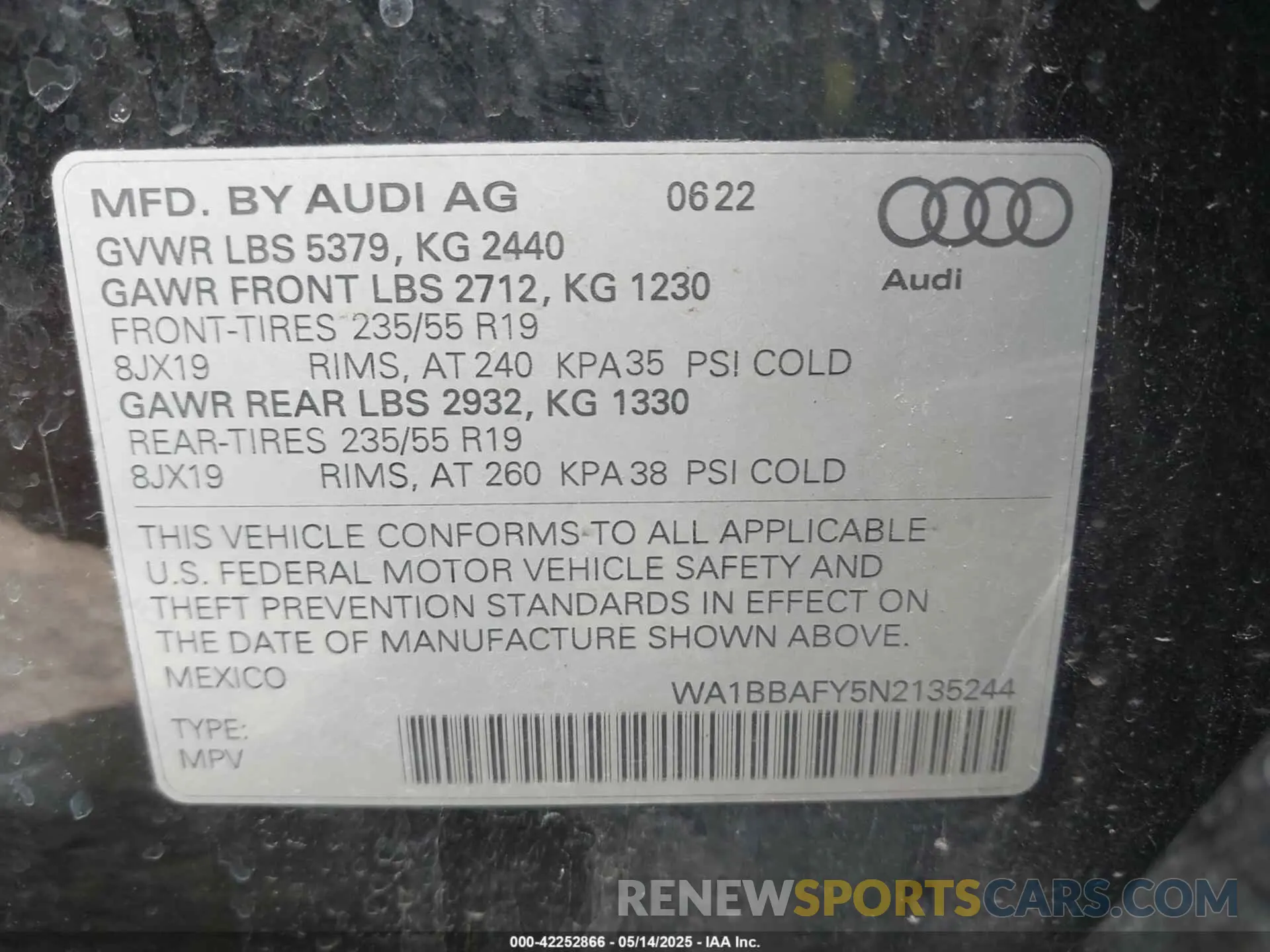 9 Photograph of a damaged car WA1BBAFY5N2135244 AUDI Q5 2022