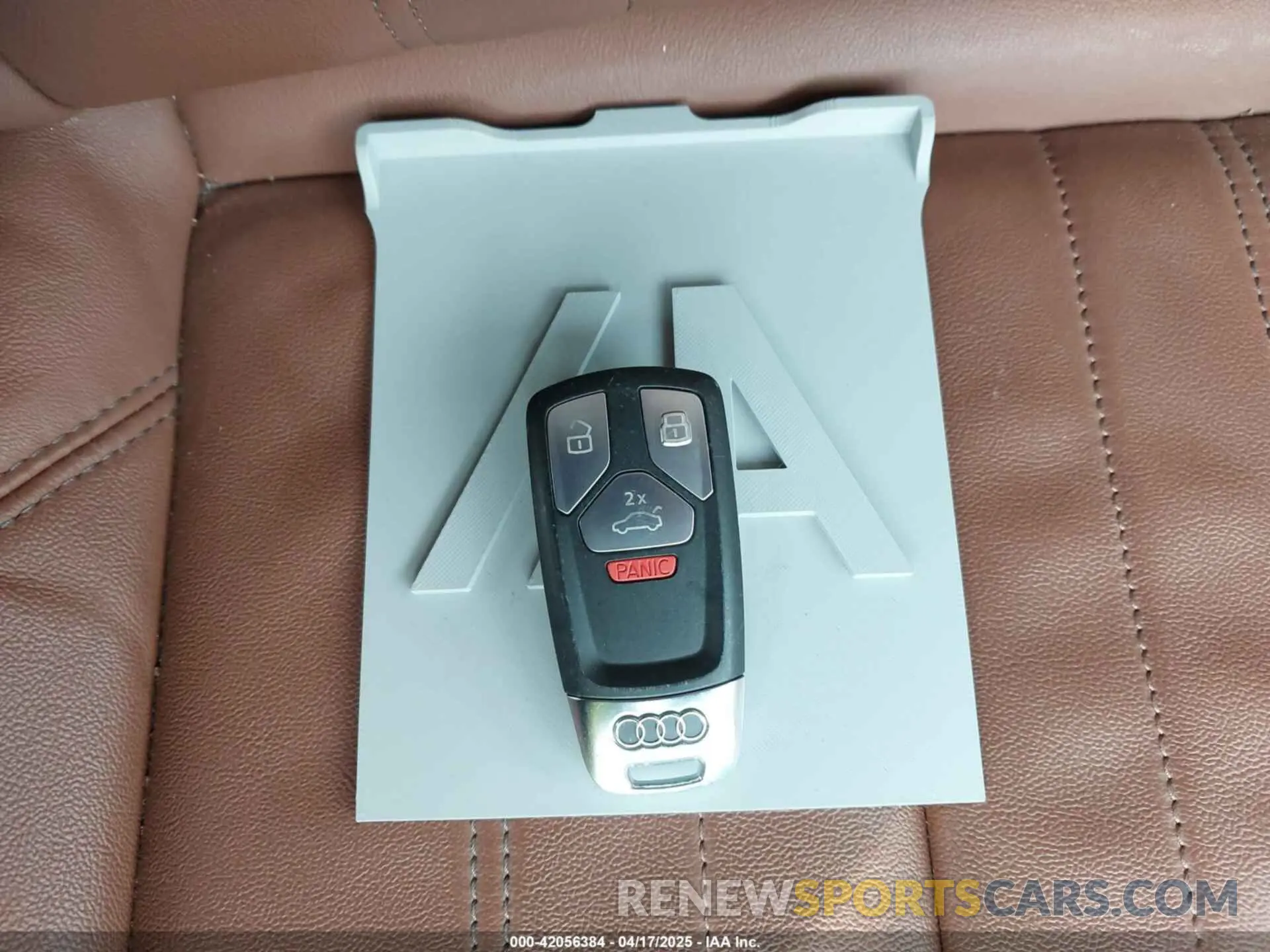 11 Photograph of a damaged car WA1BBAFY6N2094672 AUDI Q5 2022