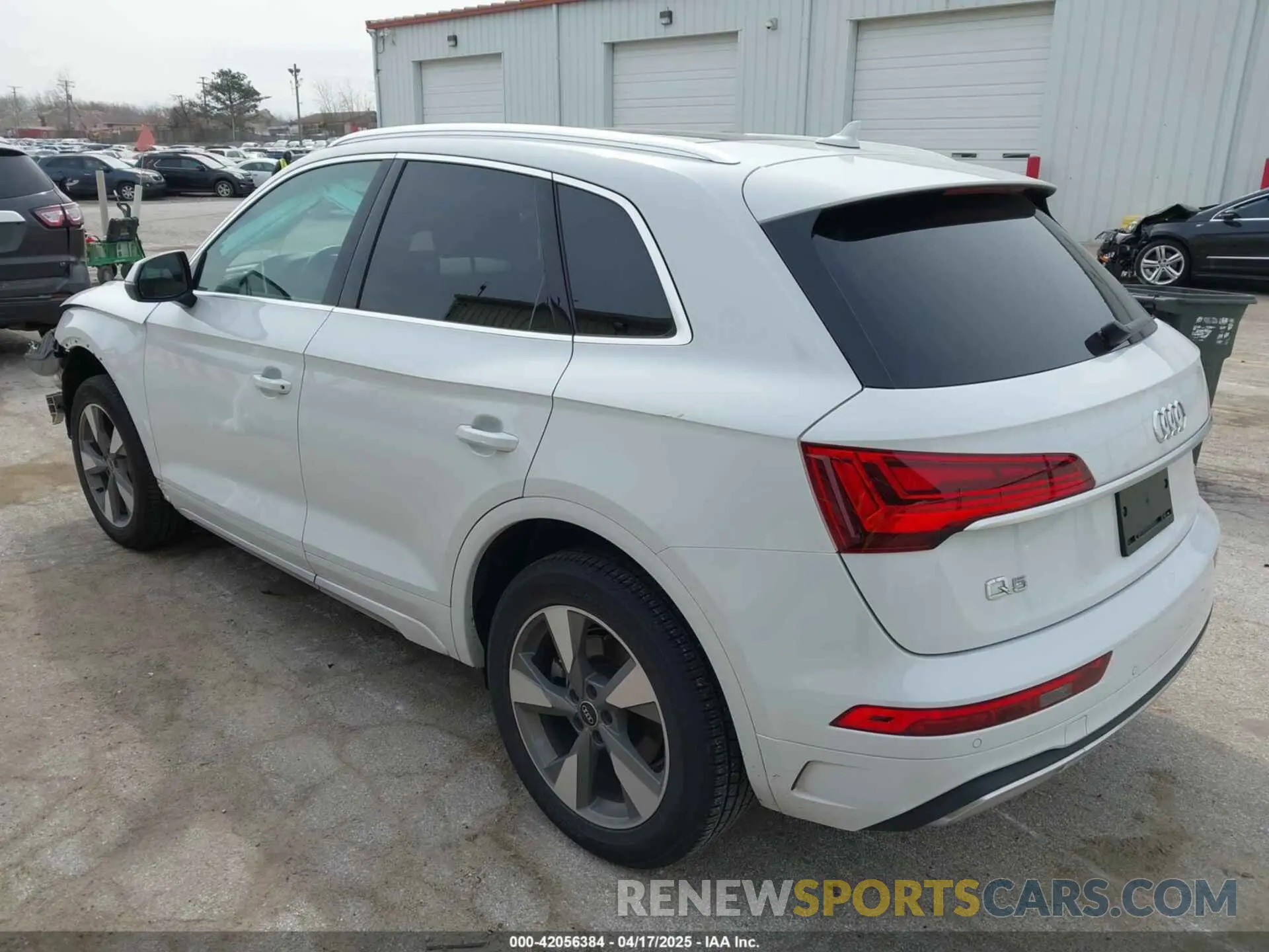 3 Photograph of a damaged car WA1BBAFY6N2094672 AUDI Q5 2022