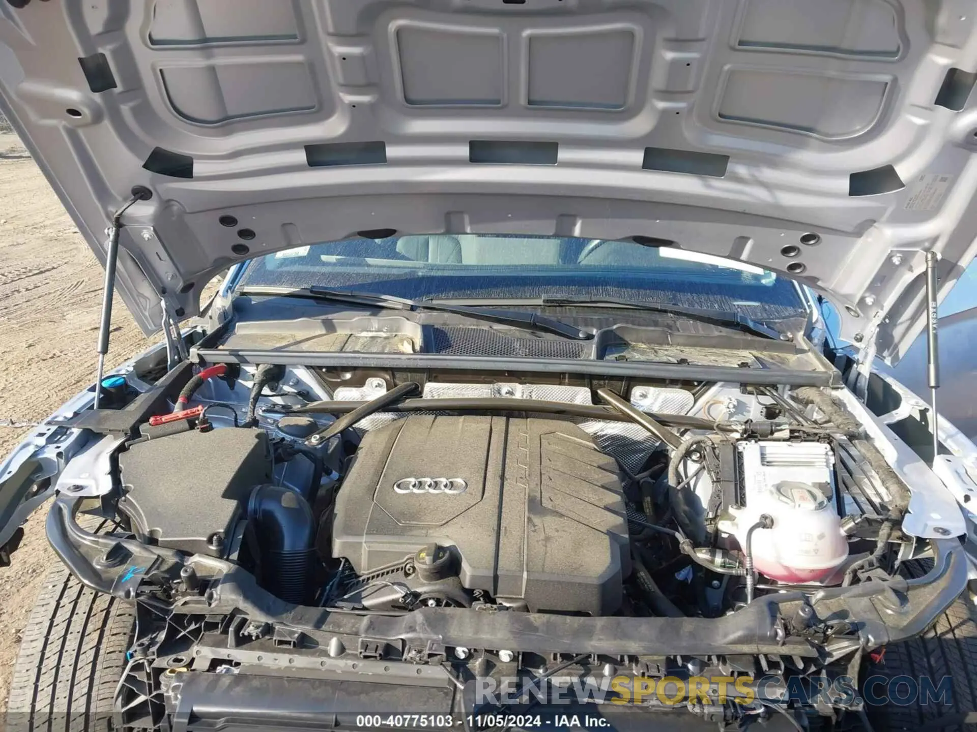 10 Photograph of a damaged car WA1BBAFY9N2079793 AUDI Q5 2022