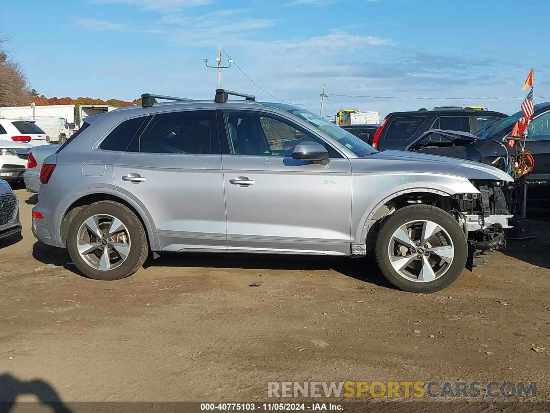14 Photograph of a damaged car WA1BBAFY9N2079793 AUDI Q5 2022