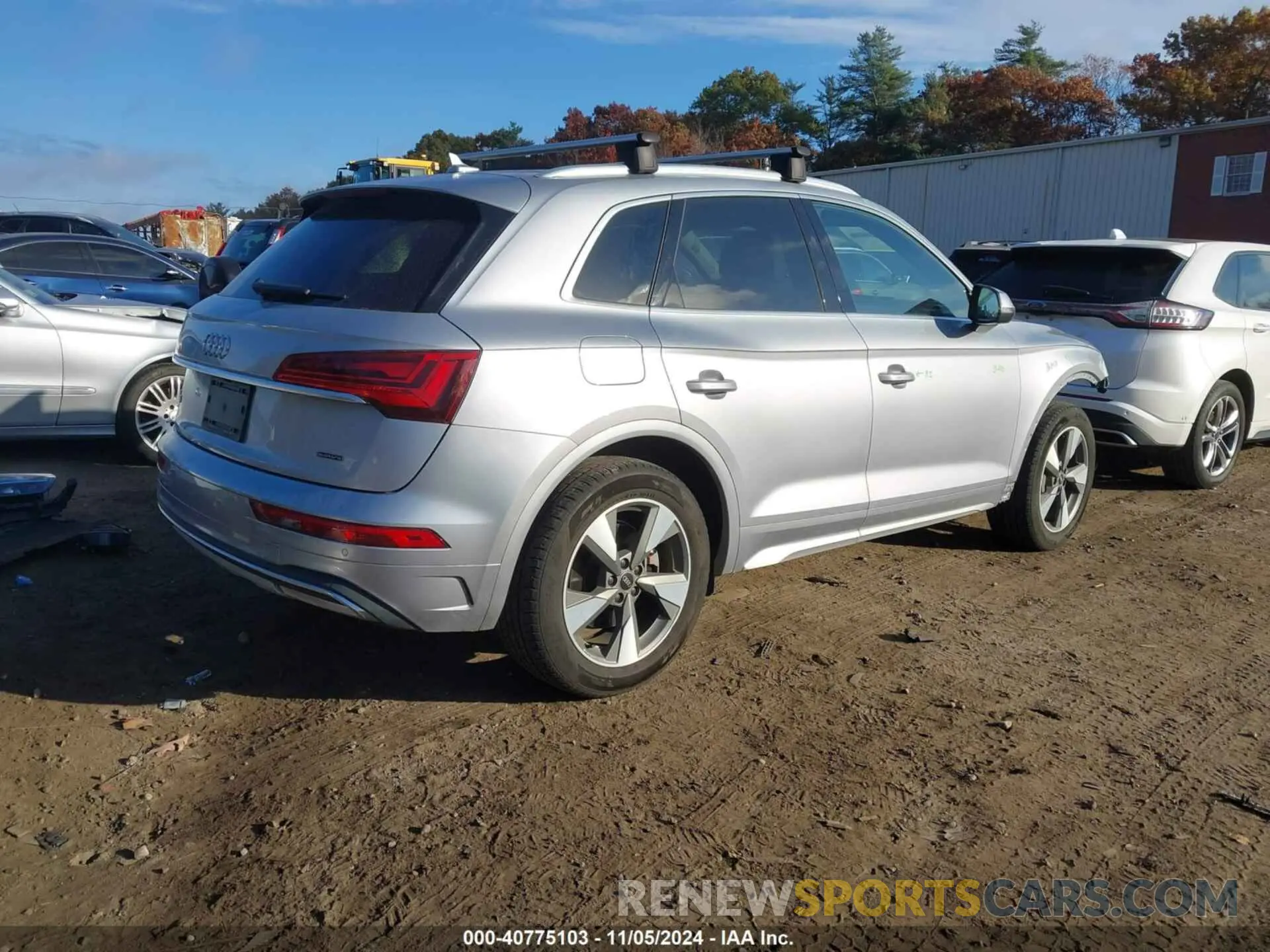 4 Photograph of a damaged car WA1BBAFY9N2079793 AUDI Q5 2022