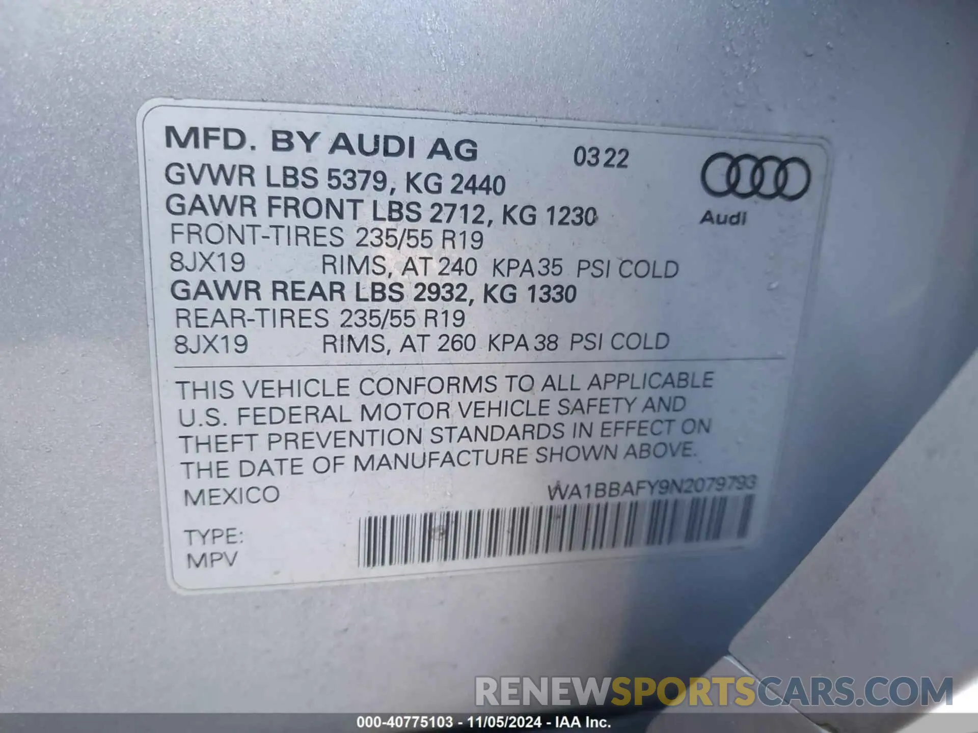 9 Photograph of a damaged car WA1BBAFY9N2079793 AUDI Q5 2022