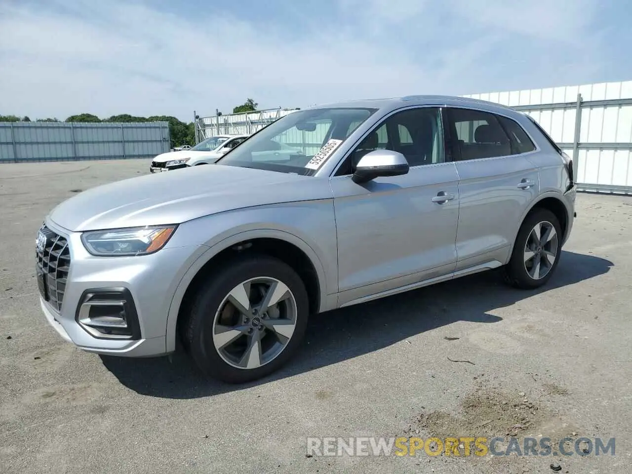 1 Photograph of a damaged car WA1BBAFYXN2108427 AUDI Q5 2022