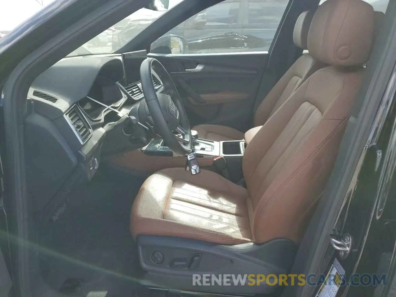 7 Photograph of a damaged car WA1BBAFYXN2116690 AUDI Q5 2022
