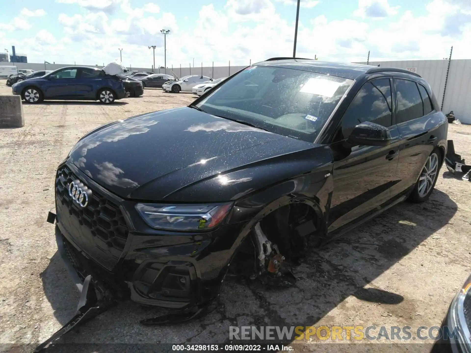 2 Photograph of a damaged car WA1E2AFY2N2076604 AUDI Q5 2022