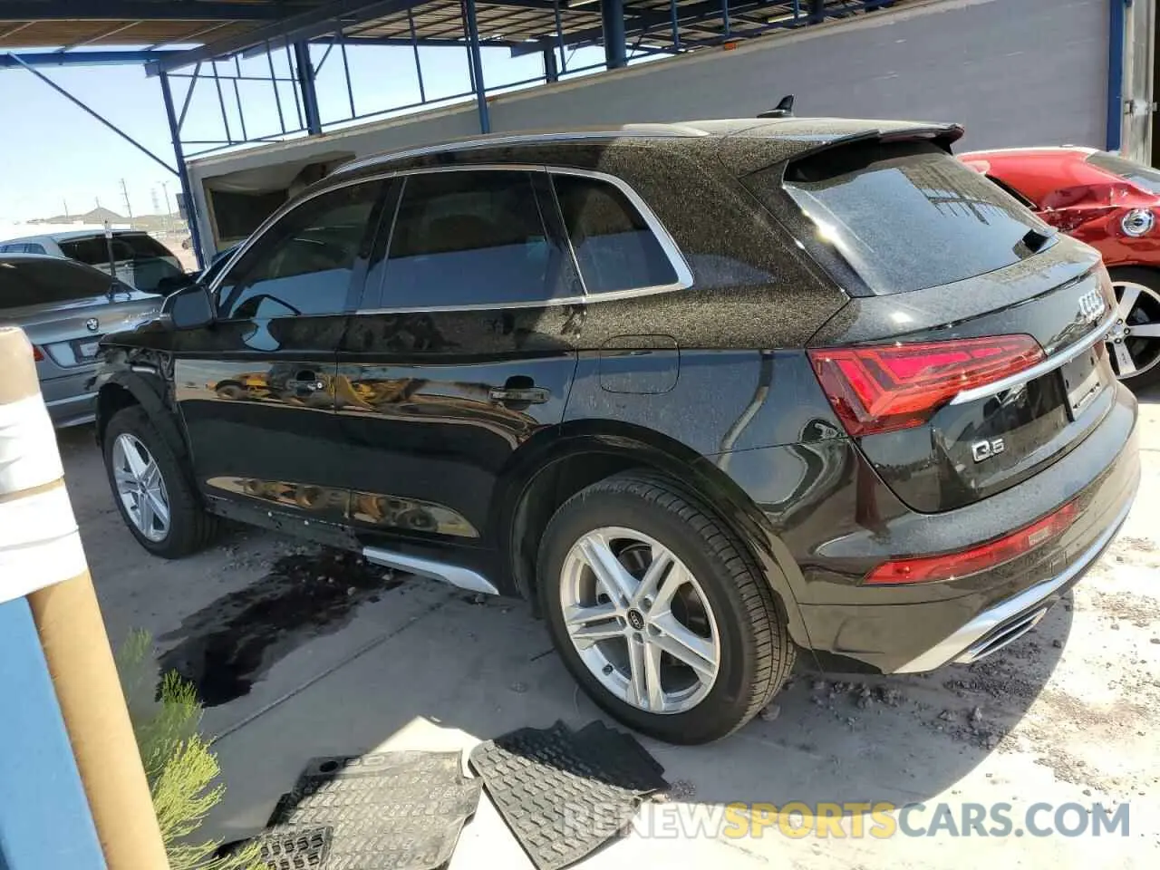 2 Photograph of a damaged car WA1E2AFY3N2086154 AUDI Q5 2022