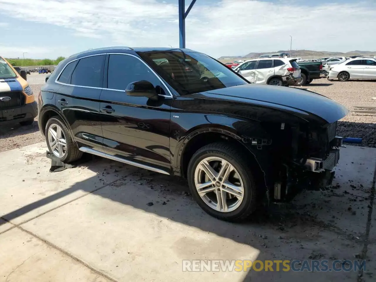 4 Photograph of a damaged car WA1E2AFY3N2086154 AUDI Q5 2022