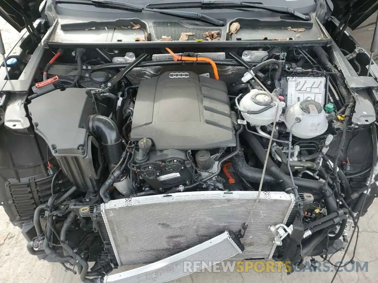 11 Photograph of a damaged car WA1E2AFY6N2076945 AUDI Q5 2022