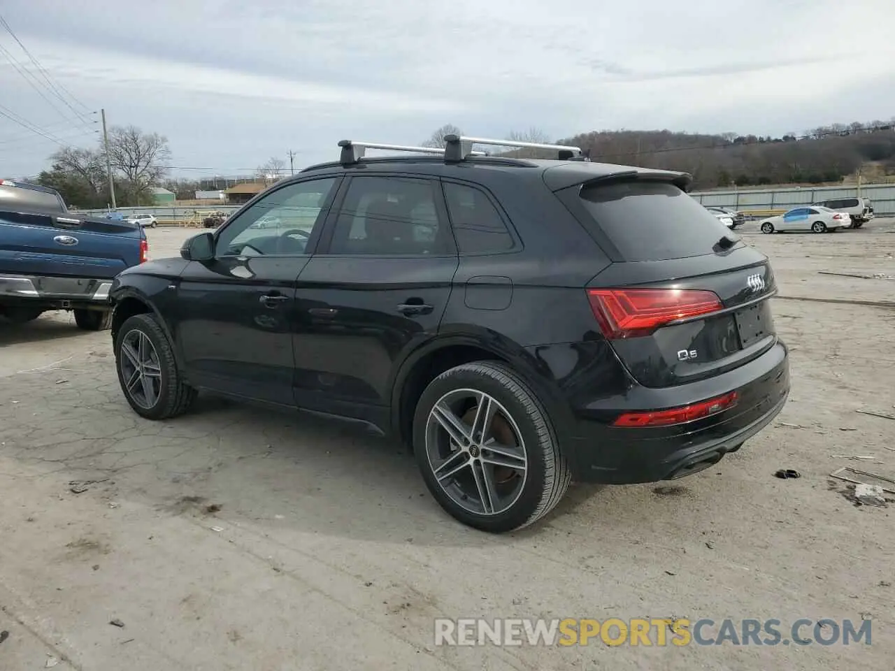 2 Photograph of a damaged car WA1E2AFY6N2076945 AUDI Q5 2022