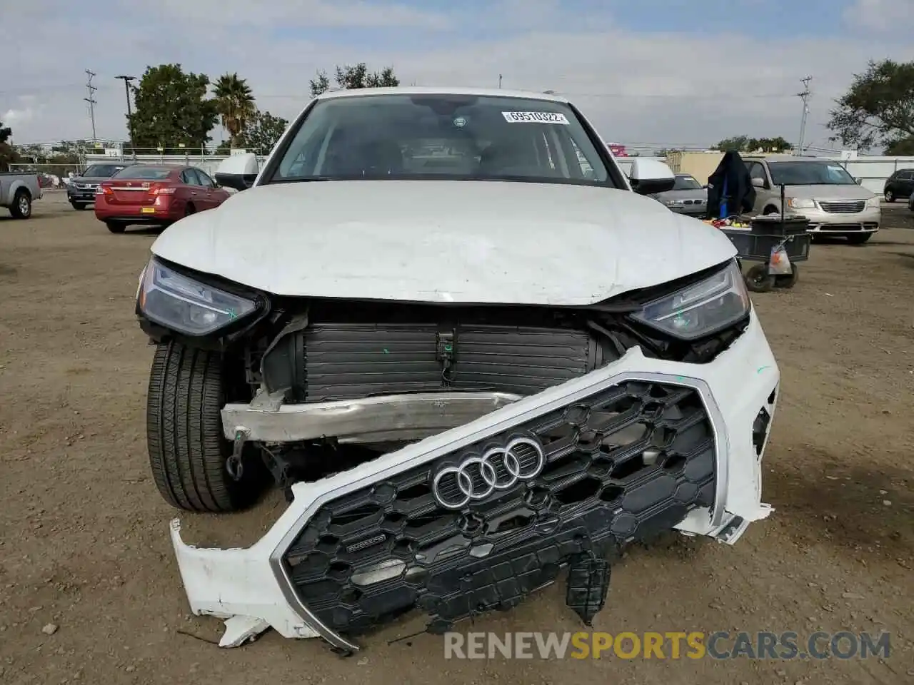 5 Photograph of a damaged car WA1EAAFY0N2086311 AUDI Q5 2022