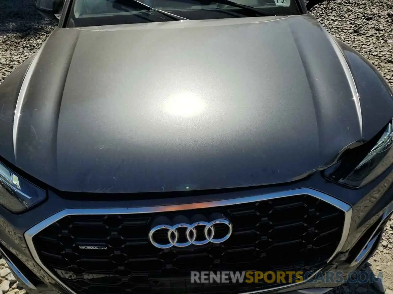 12 Photograph of a damaged car WA1EAAFY0N2104970 AUDI Q5 2022
