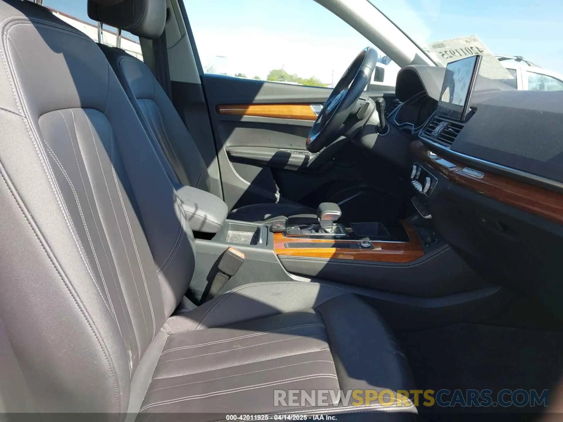 5 Photograph of a damaged car WA1EAAFY0N2112616 AUDI Q5 2022