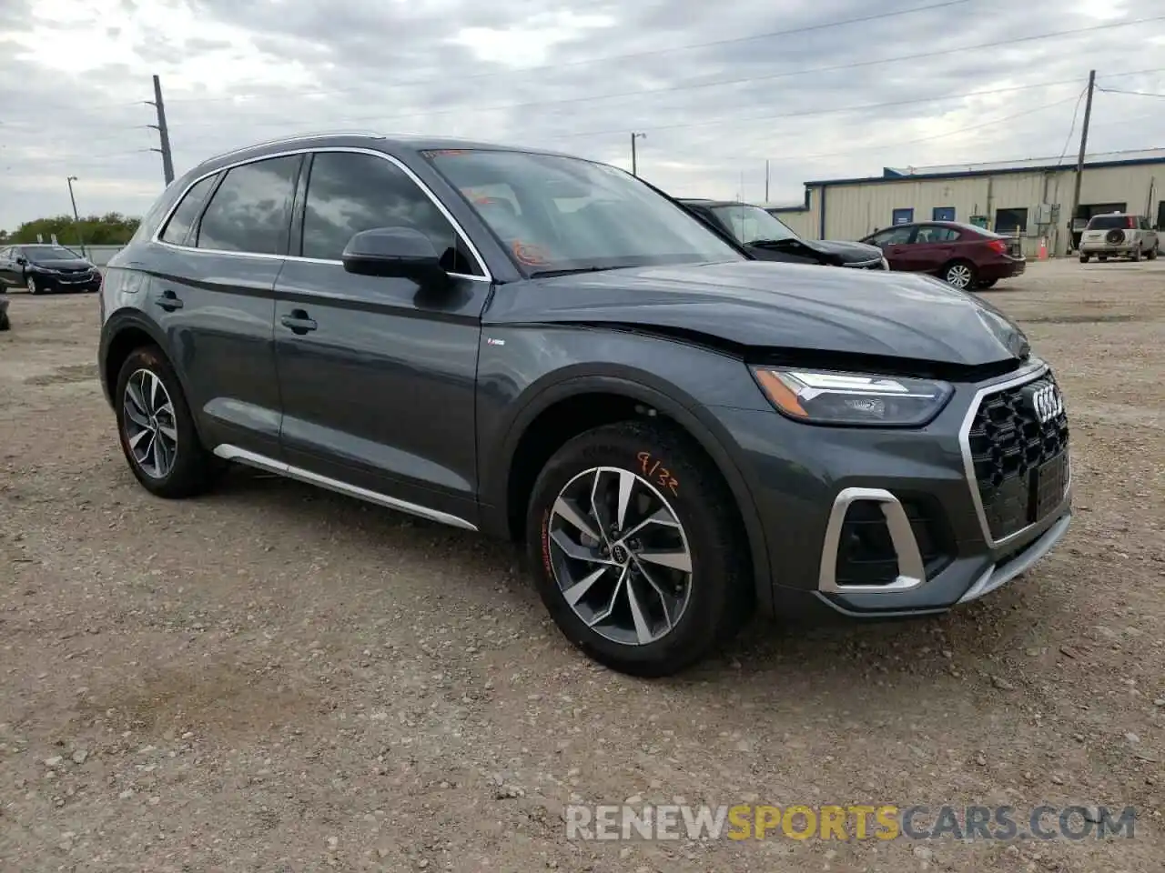 1 Photograph of a damaged car WA1EAAFY0N2114365 AUDI Q5 2022