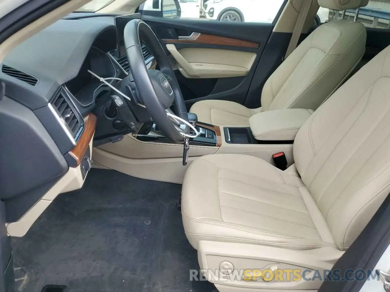 7 Photograph of a damaged car WA1EAAFY1N2015893 AUDI Q5 2022