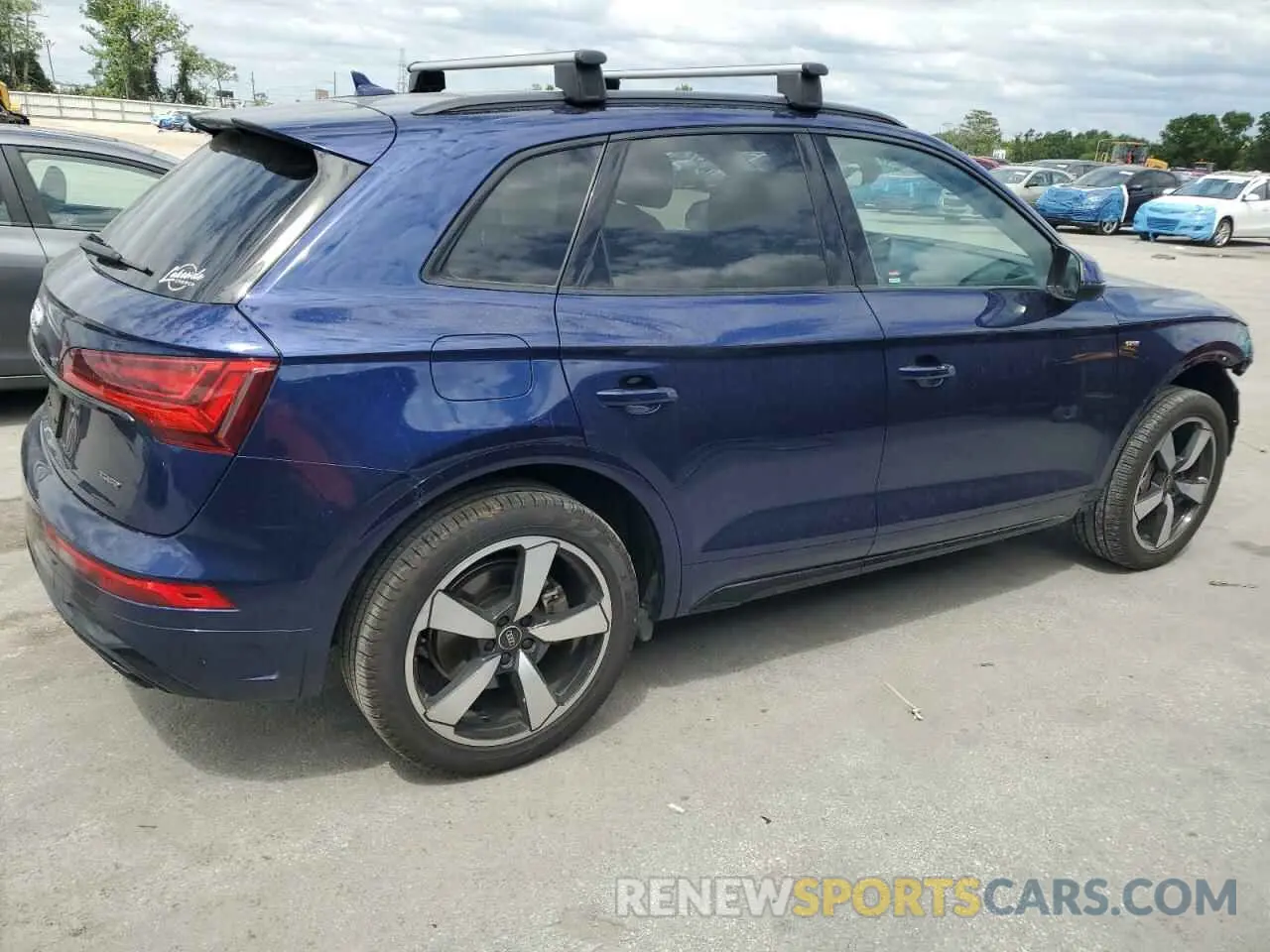 3 Photograph of a damaged car WA1EAAFY1N2044665 AUDI Q5 2022