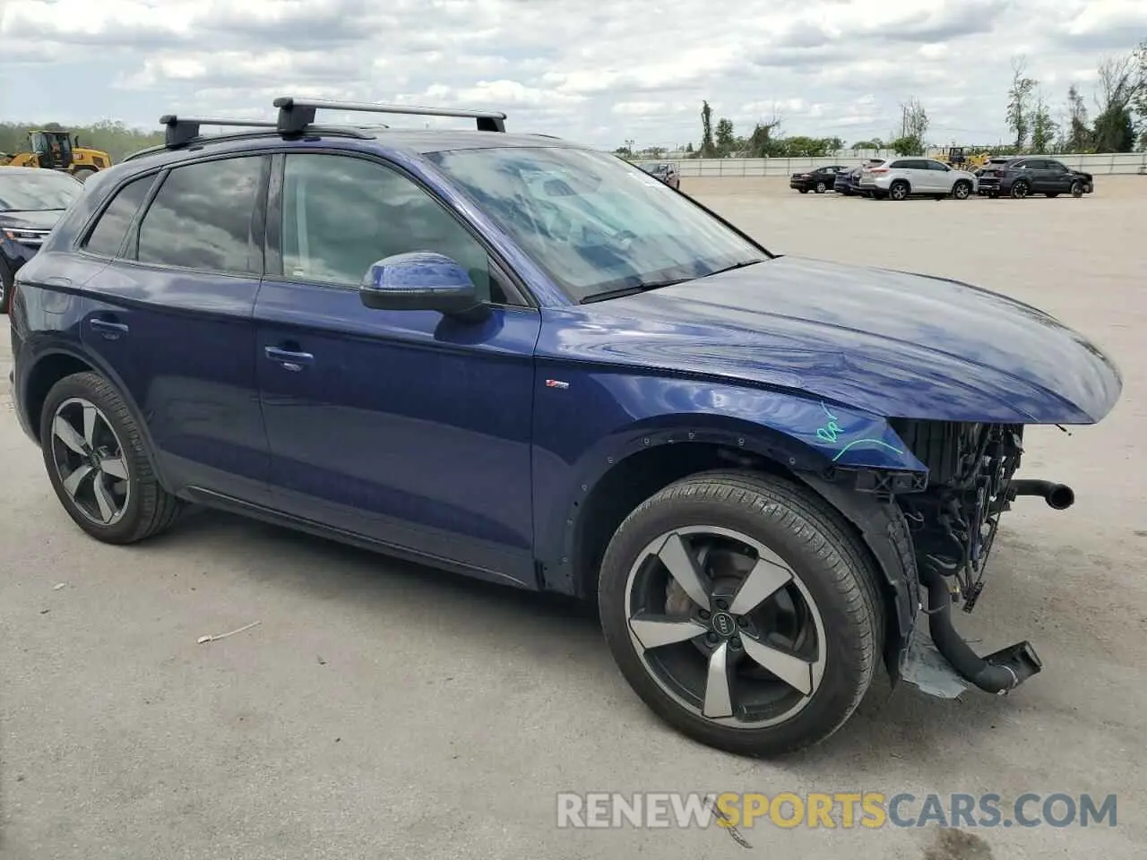 4 Photograph of a damaged car WA1EAAFY1N2044665 AUDI Q5 2022