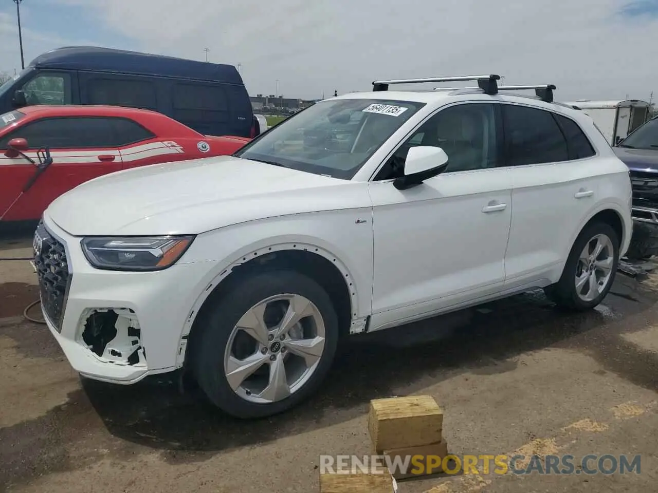 1 Photograph of a damaged car WA1EAAFY1N2048022 AUDI Q5 2022