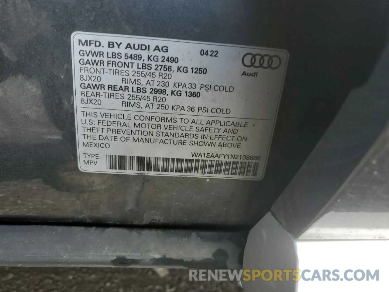 12 Photograph of a damaged car WA1EAAFY1N2108686 AUDI Q5 2022