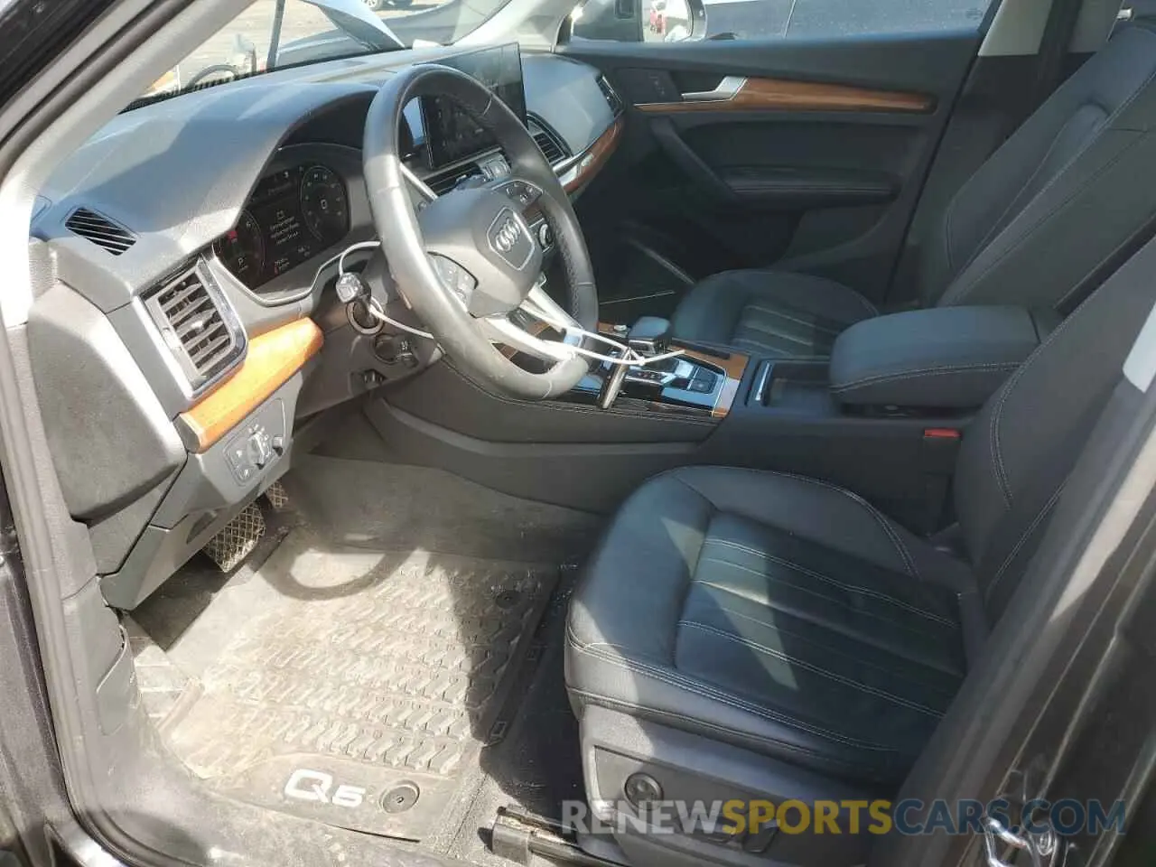 7 Photograph of a damaged car WA1EAAFY1N2108686 AUDI Q5 2022