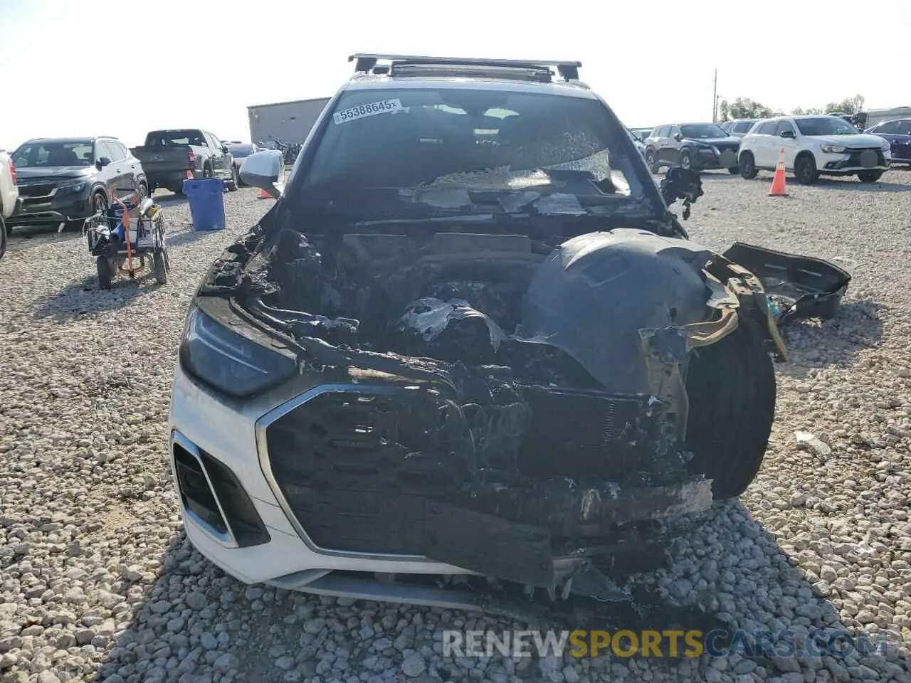 5 Photograph of a damaged car WA1EAAFY1N2137332 AUDI Q5 2022
