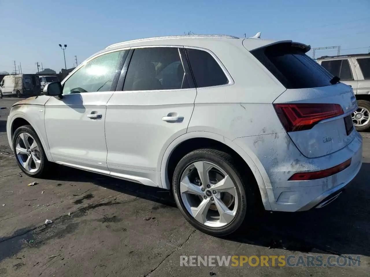 2 Photograph of a damaged car WA1EAAFY2N2007933 AUDI Q5 2022