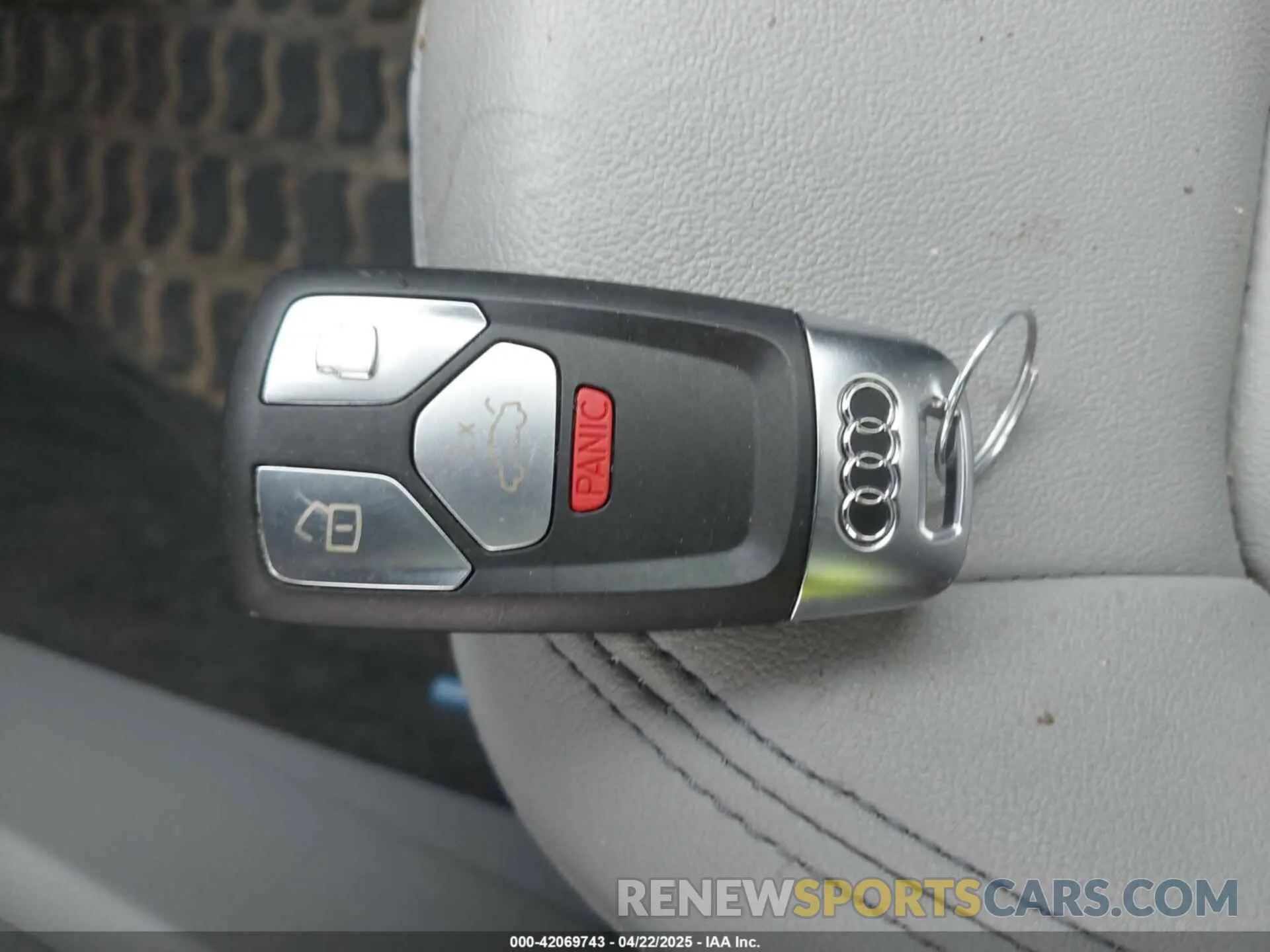 11 Photograph of a damaged car WA1EAAFY2N2014414 AUDI Q5 2022