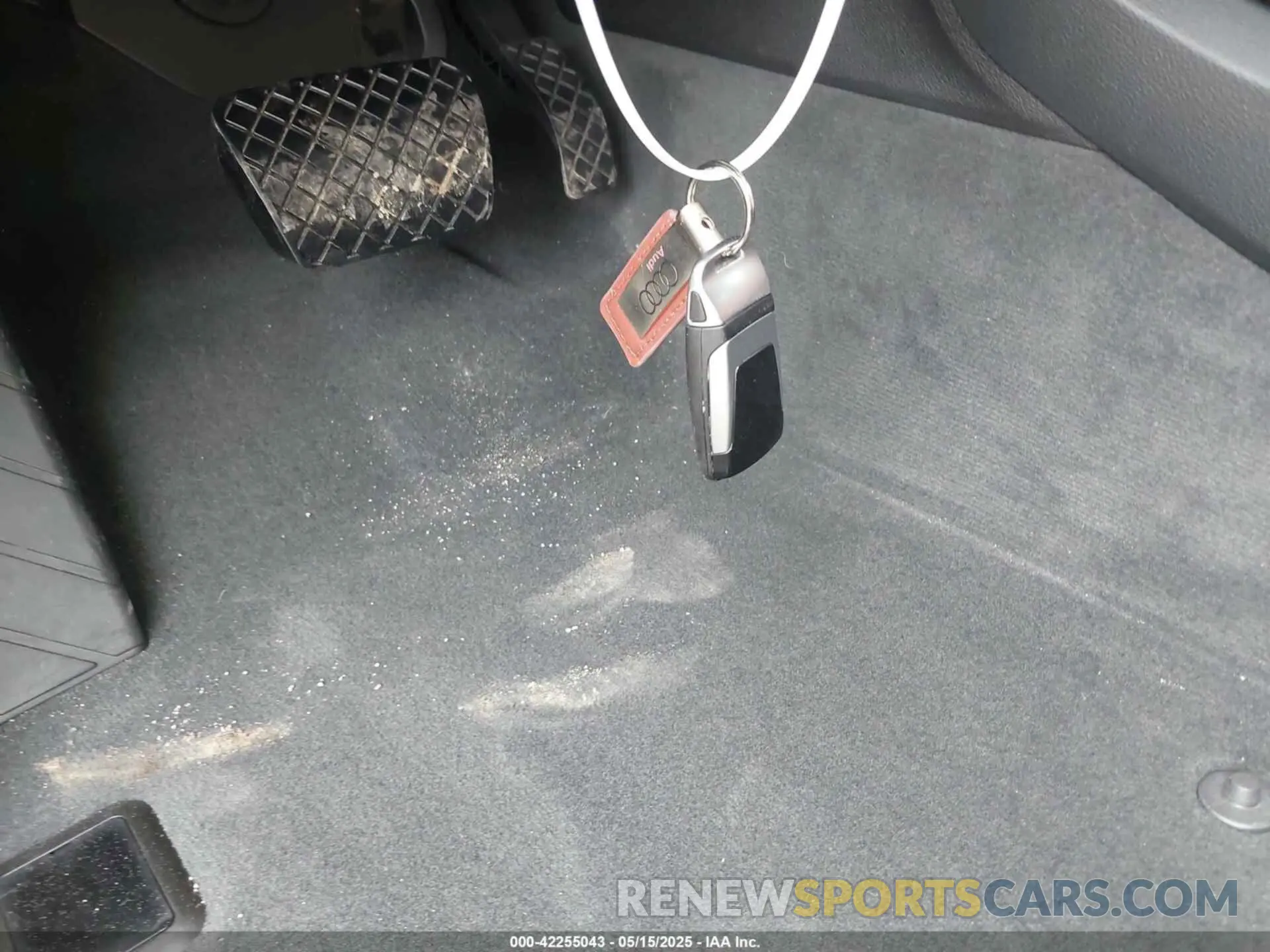 11 Photograph of a damaged car WA1EAAFY2N2081546 AUDI Q5 2022