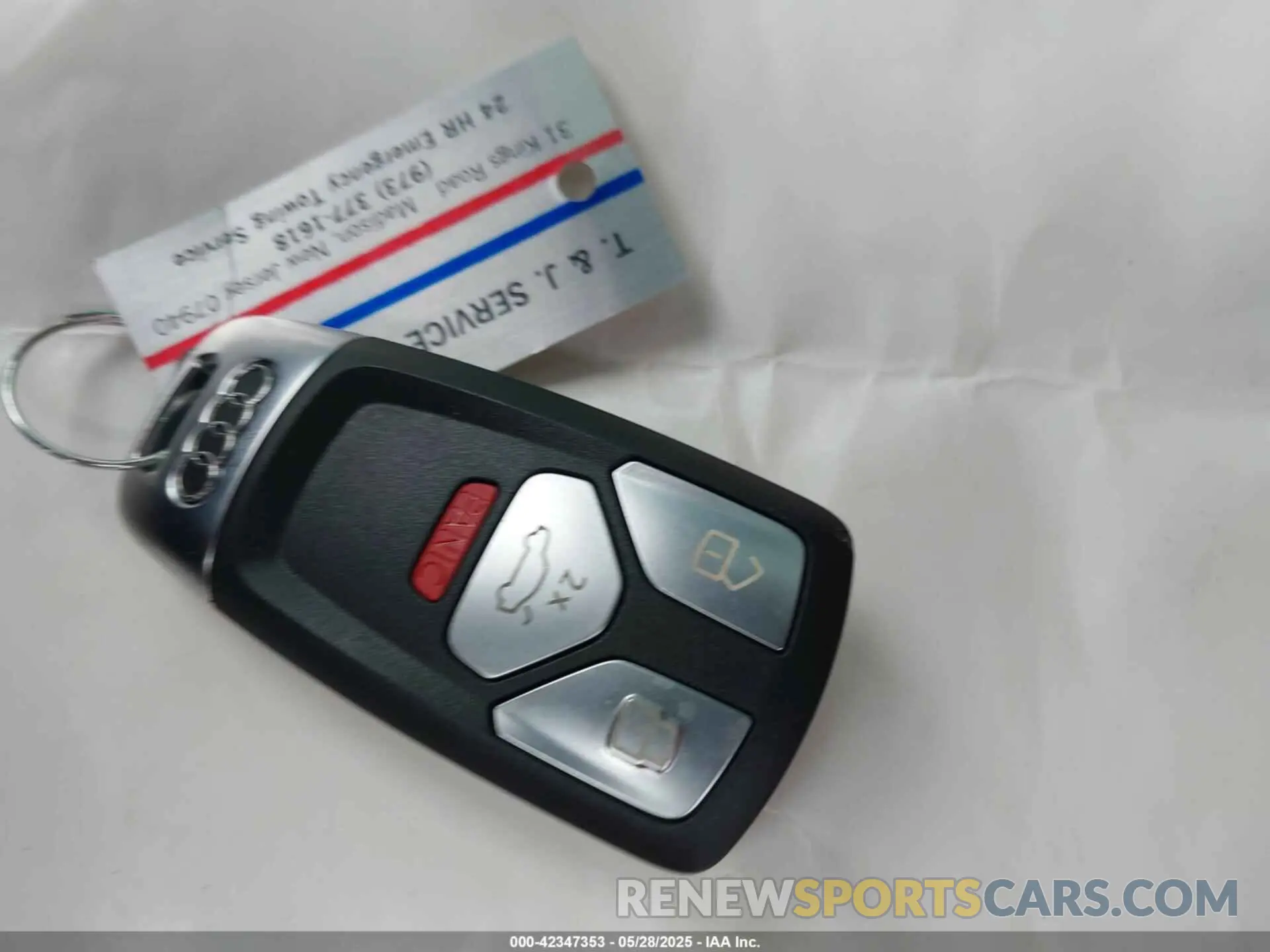 11 Photograph of a damaged car WA1EAAFY2N2104498 AUDI Q5 2022